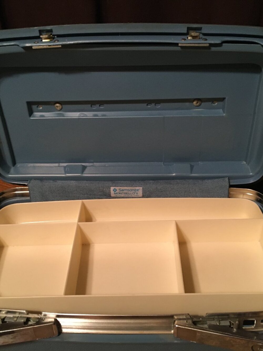 VINTAGE BLUE SAMSONITE MONTBELLO II LUGGAGE TRAVEL CASE CARRY-ON MAKE-UP NO KEY - Picture 2 of 9